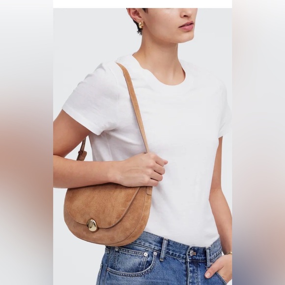 NWT Madewell The Dakota Suede Saddle Bag - Picture 3 of 6